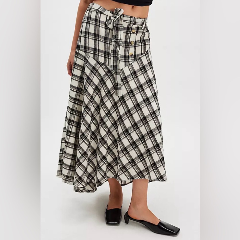 Free People After You Skirt. NWOT. Black plaid - Picture 2 of 4